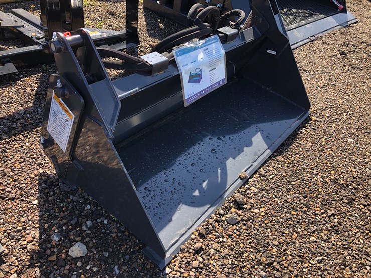#42-•-mini-skid-steer-4n1-combination-bucket-image-2