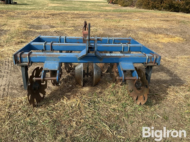 blu-jet-track-closer-image-2