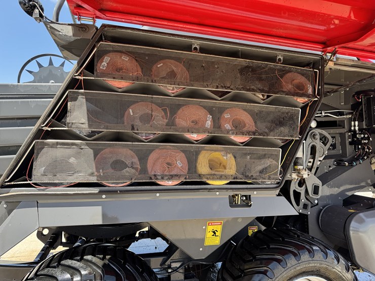 2021-massey-ferguson-2270-image-17