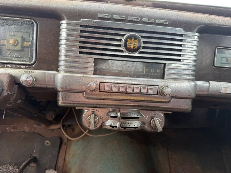 #9054-•-1950-dodge-coronet-image-9