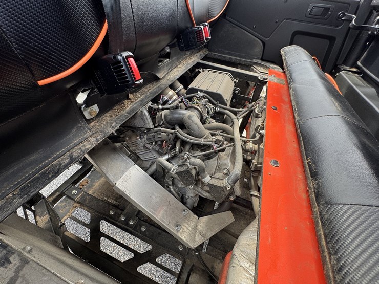 2023-intimidator-gc1k-crew-cab-stage-3-image-28