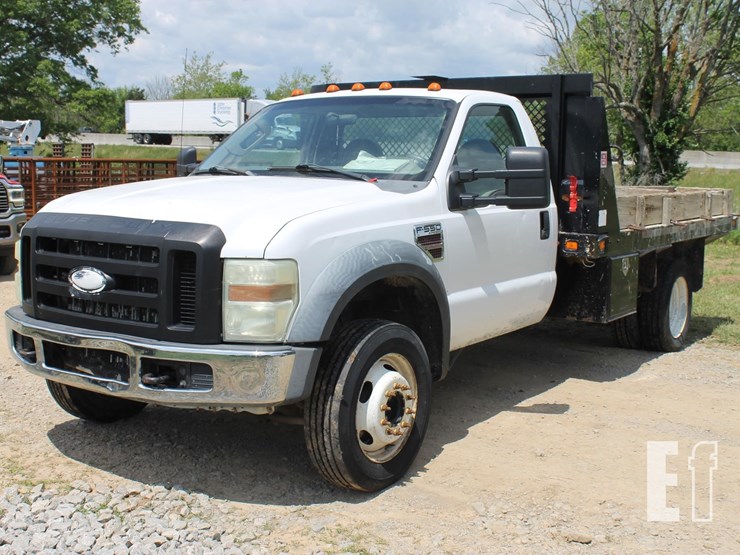 2008-ford-f550-image-1
