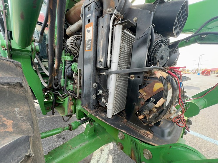 2011-john-deere-5095m-image-39