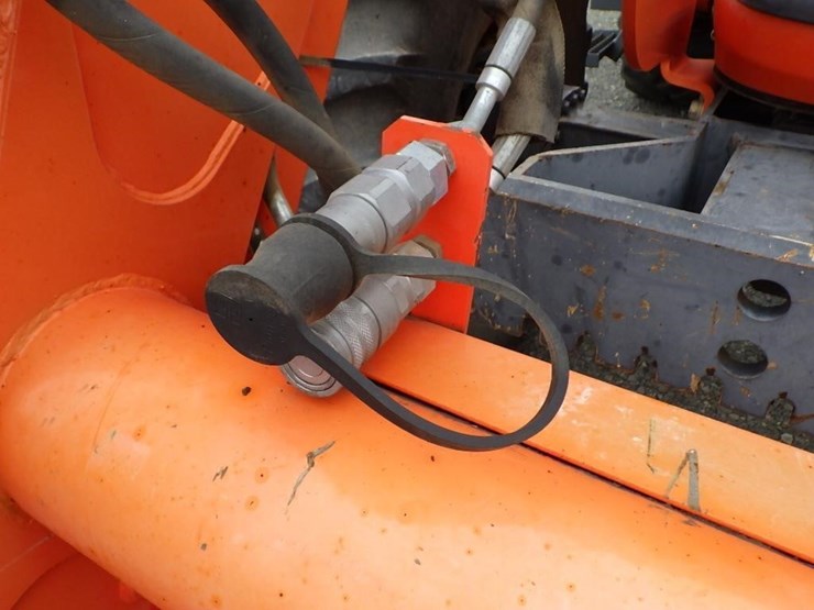 kubota-m126x-image-23