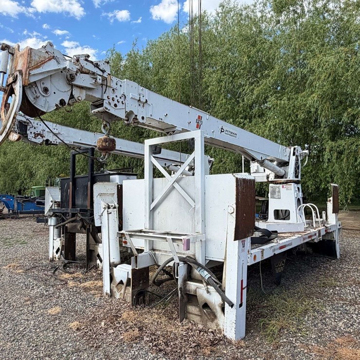 Pitman Polecat 970 Digger Derrick Bed - Prosser, WA
