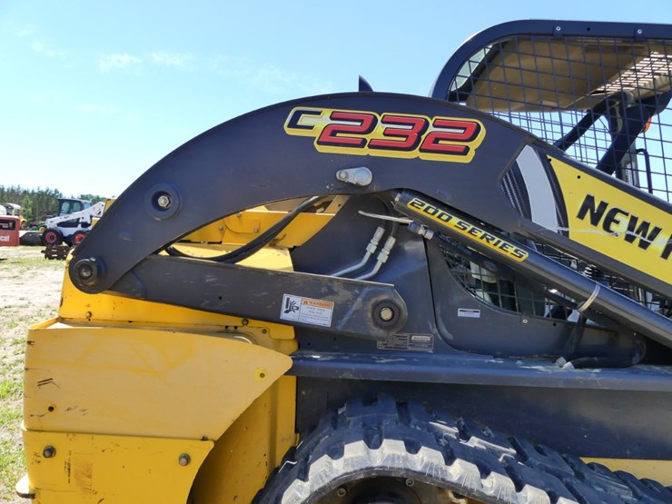2018-new-holland-c232-image-7