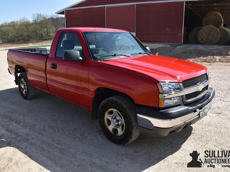 2004-chevrolet-silverado-1500-image-3