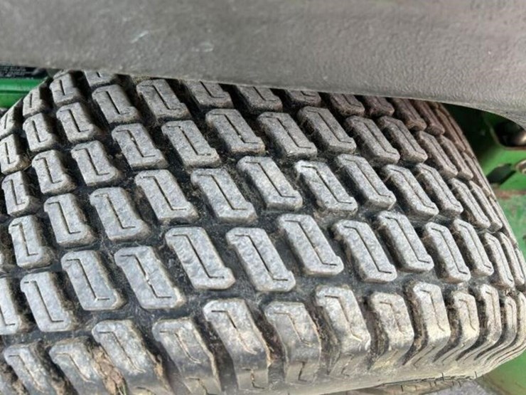 2019-john-deere-z915e-image-34