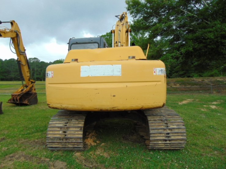 2005-deere-120c-image-10