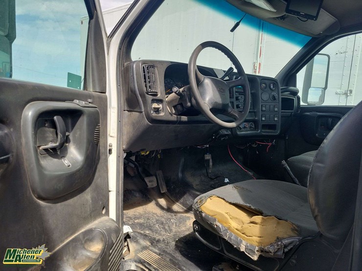 2006-chevrolet-kodiak-c5500-image-11