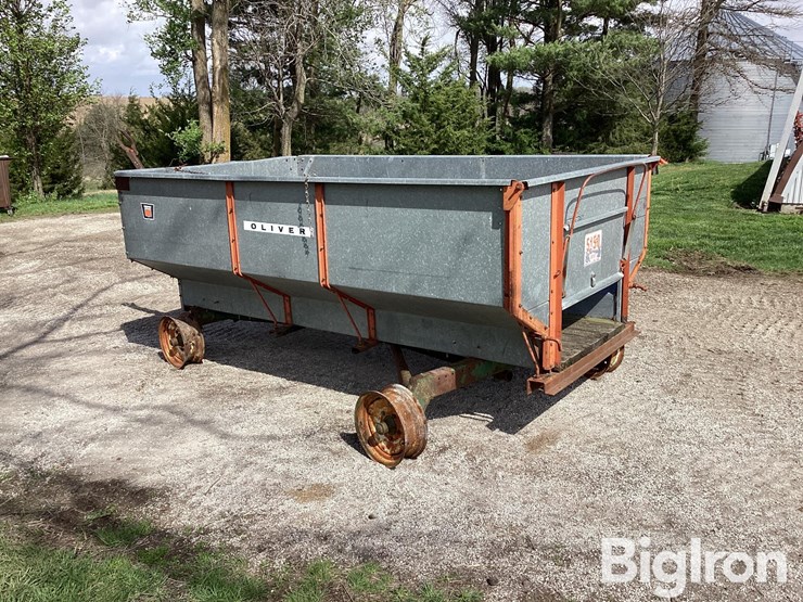 oliver-feed-wagon-w/-running-gear-image-7