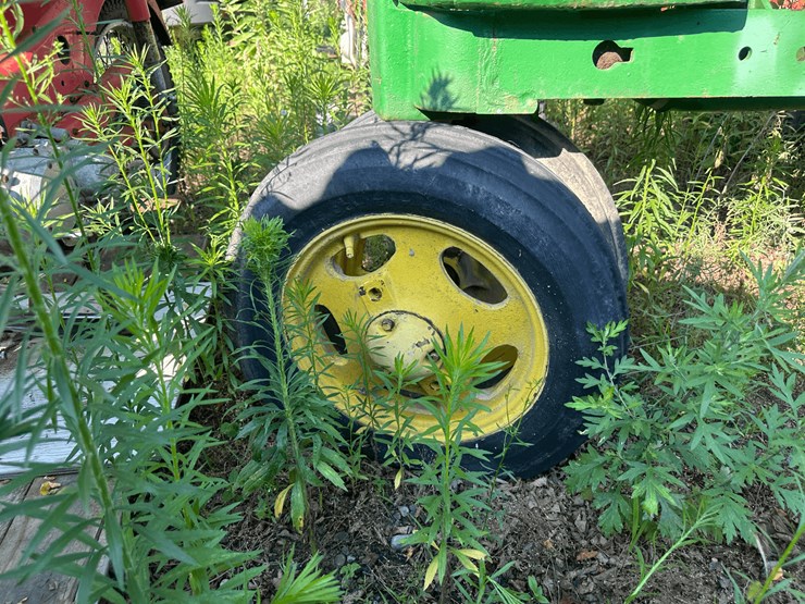 john-deere-h-image-15