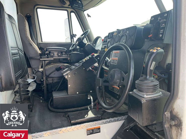 2017-international-workstar-7400-image-20
