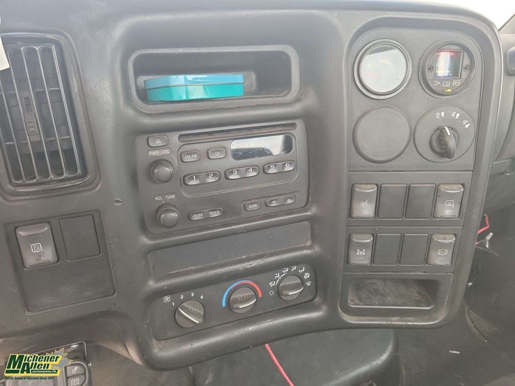 2006-chevrolet-kodiak-c5500-image-16