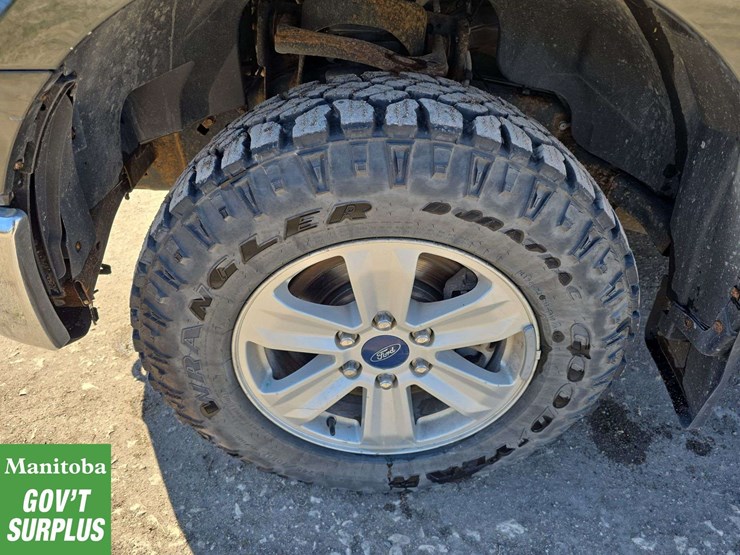 2015-ford-f150-xlt-image-15