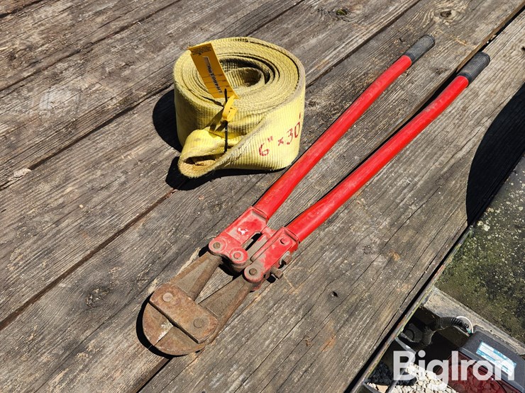 heavy-duty-bolt-cutter/tow-strap-image-1