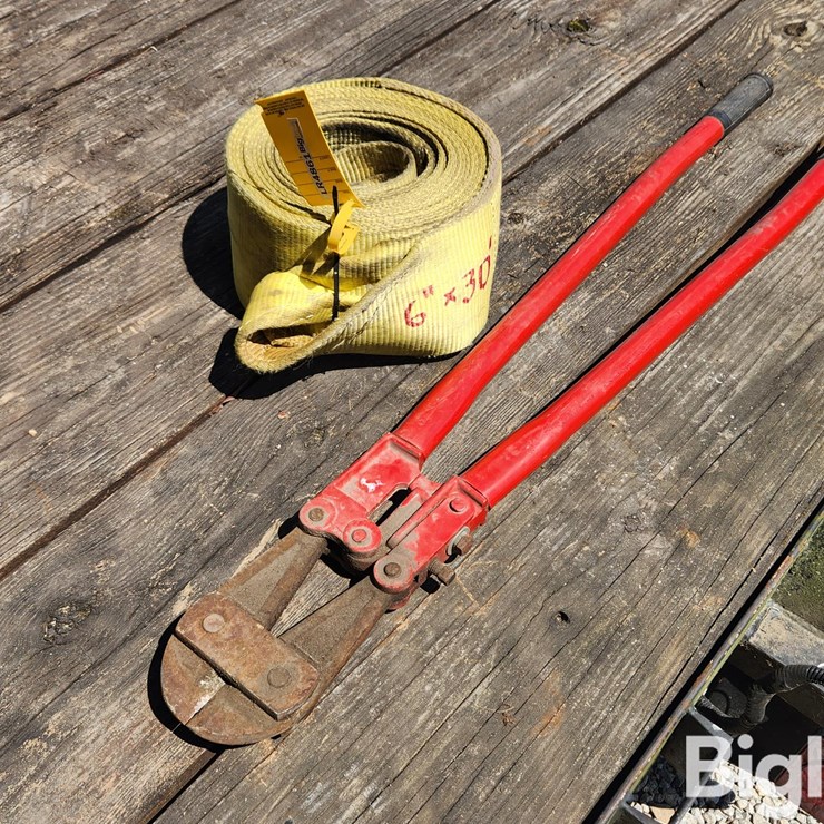 Heavy Duty Bolt Cutter/Tow Strap