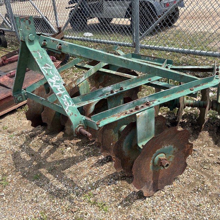 #966 • 5FT DISC HARROW