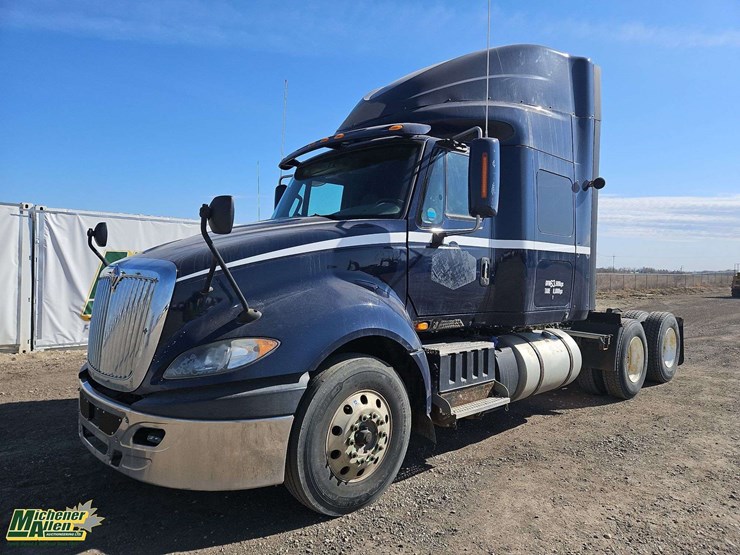 2016-international-prostar-image-1