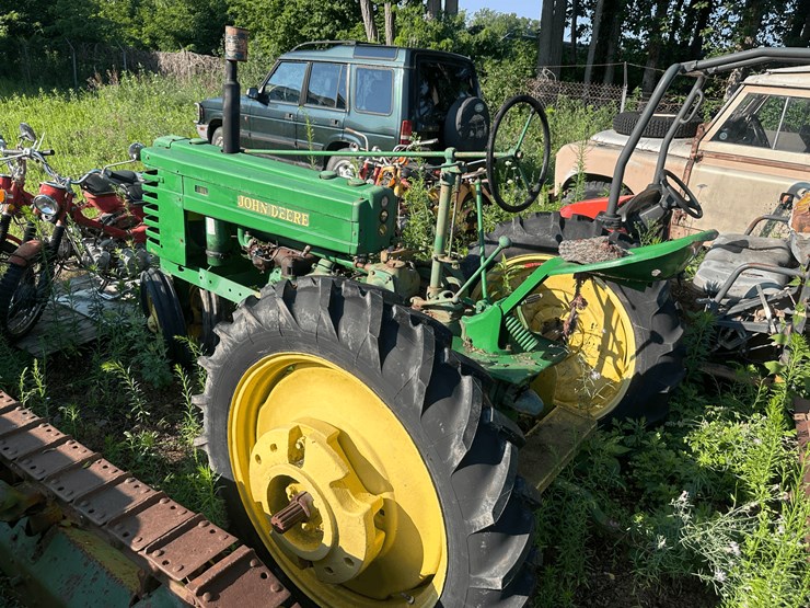 john-deere-h-image-2