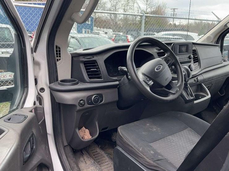 2020-ford-transit-image-7