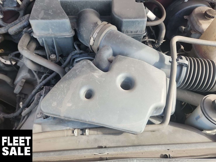 2011-ford-f350-image-24