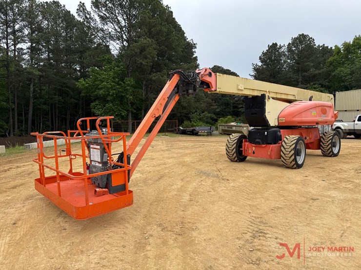 2015-jlg-1250ajp-image-2