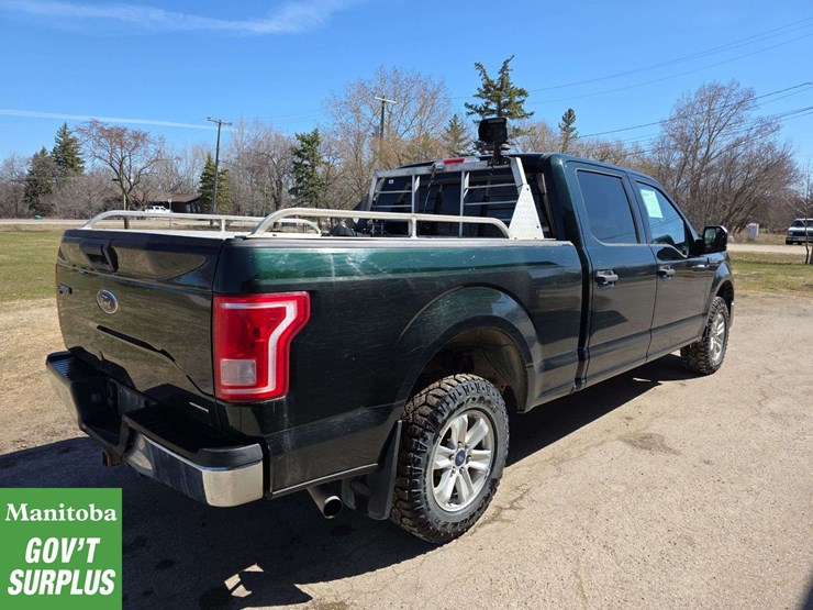 2015-ford-f150-xlt-image-3