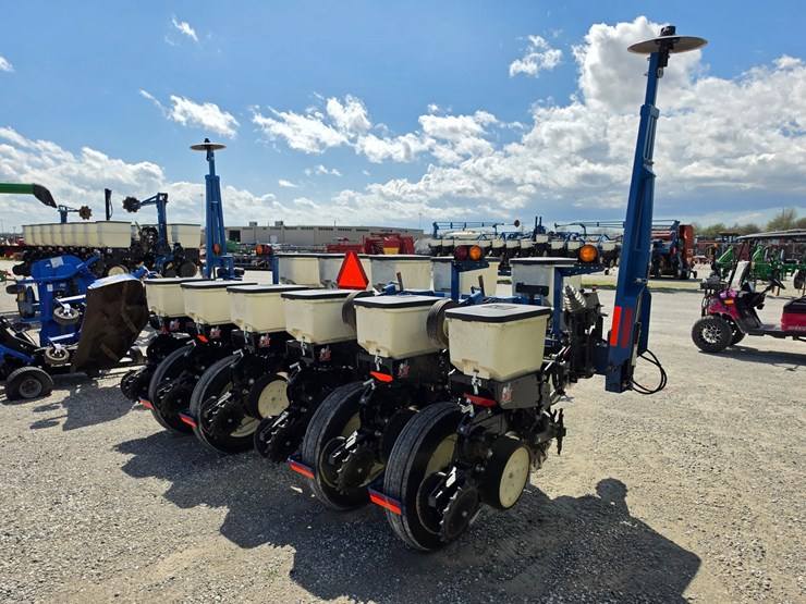 2016-kinze-3000-image-10