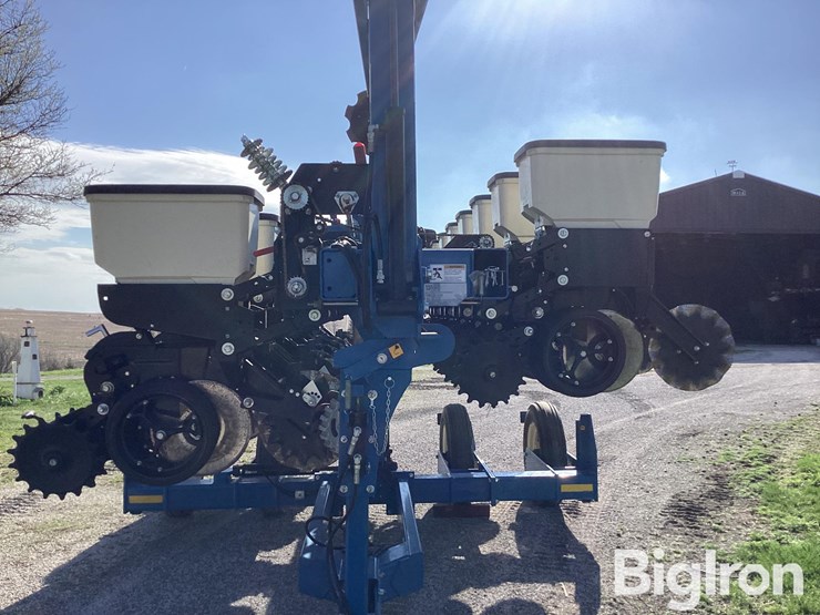 2024-kinze-3505-image-15