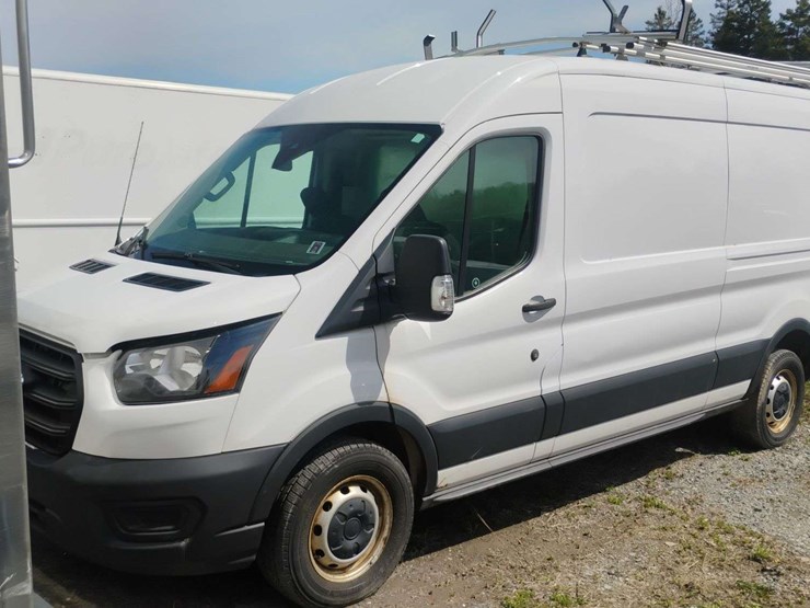 2020-ford-transit-image-1