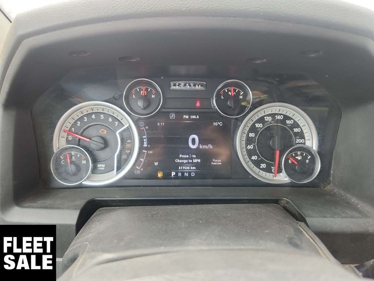 2013-dodge-2500-image-19