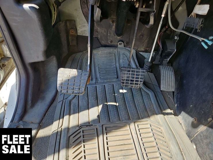 2004-international-transtar-8600-image-32