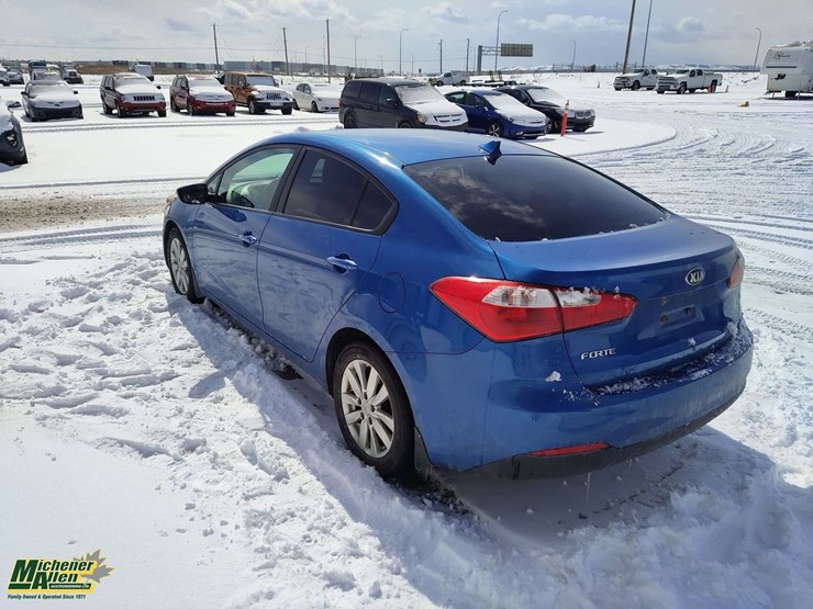 2015-kia-forte-lx-plus-4dr-sedan-image-3