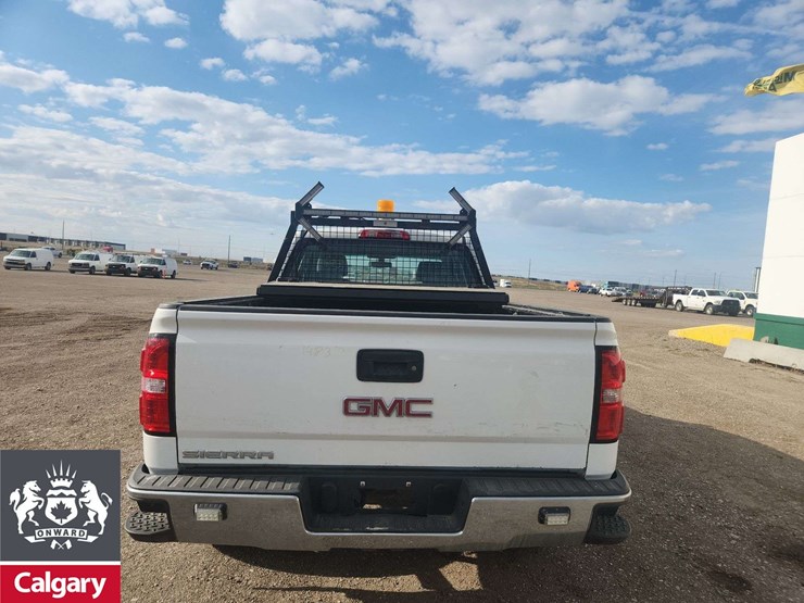 2017-gmc-sierra-1500-image-4