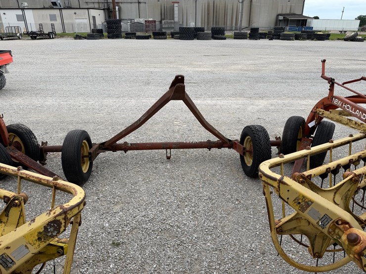 new-holland-260-image-7