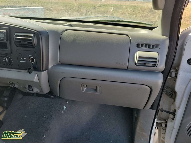 2006-ford-f450-image-30
