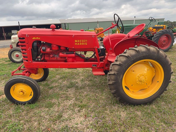 massey-harris-mustang-image-2