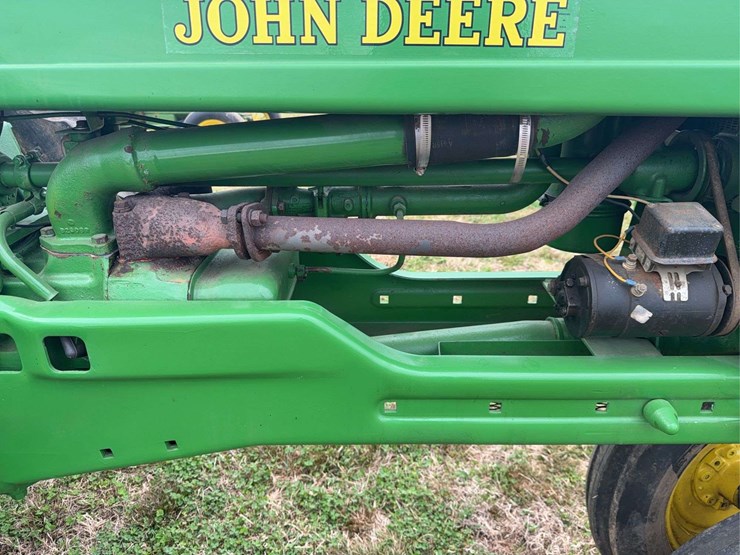 john-deere-b-image-24