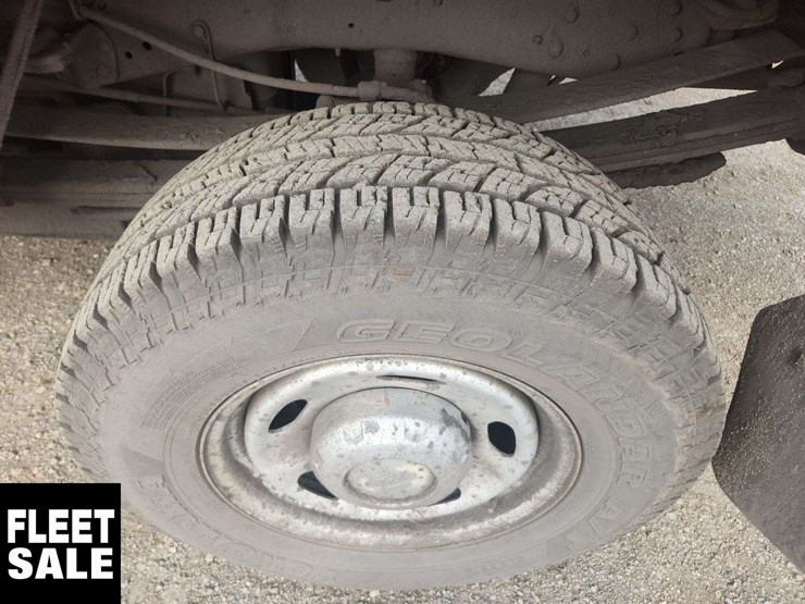 2011-ford-f350-image-10