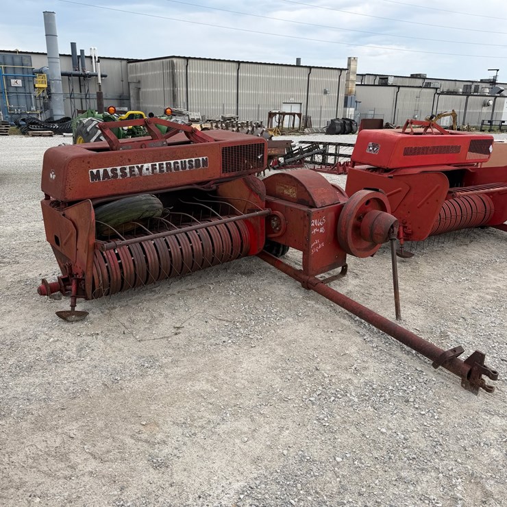 MASSEY-FERGUSON 10