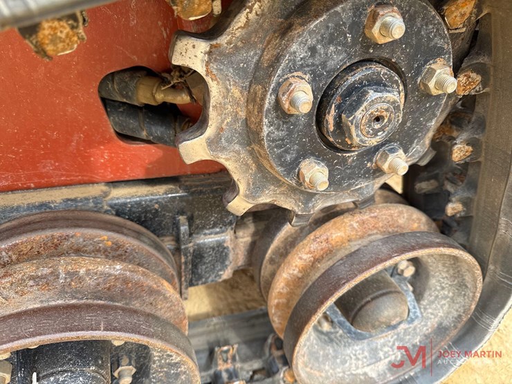 2022-ditch-witch-sk600-image-9