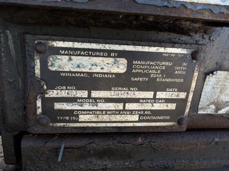 2016-mack-granite-gu813-image-33