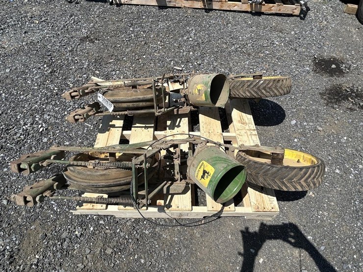 john-deere-2-image-2