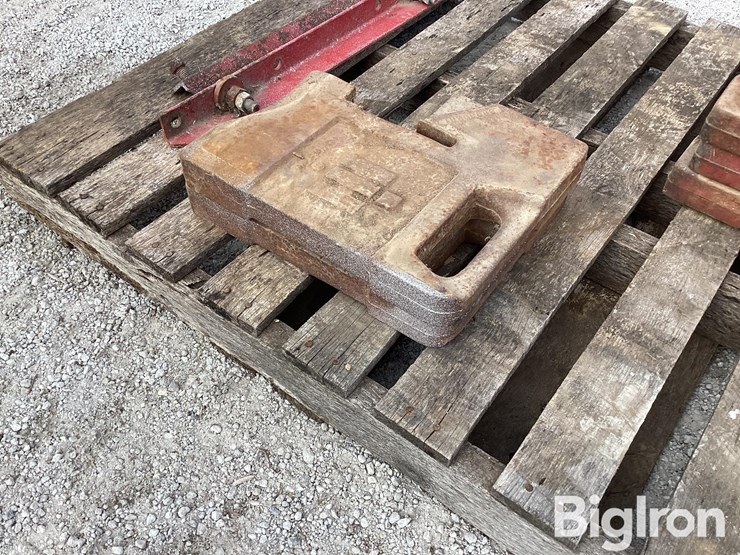 international-front-tractor-weights-image-17