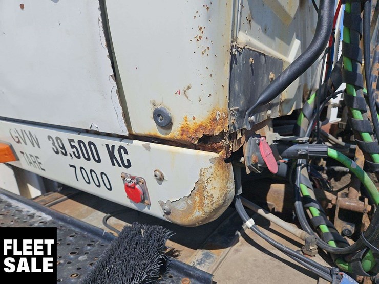2004-international-transtar-8600-image-12