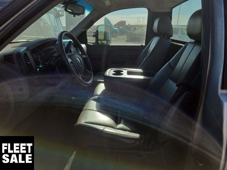 2011-gmc-sierra-2500hd-image-14