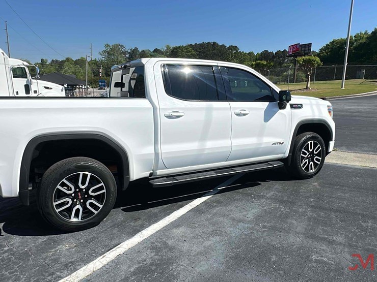 2020-gmc-sierra-at4-pickup-truck-image-10