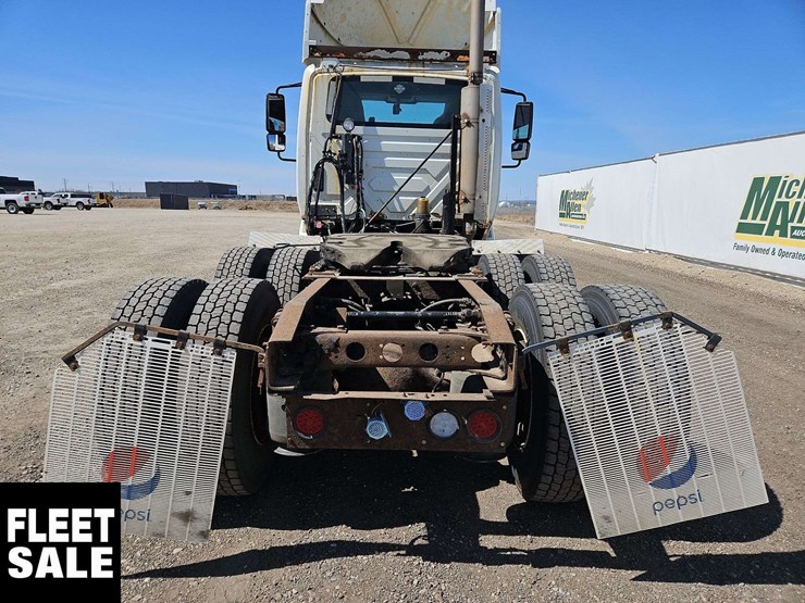 2004-international-transtar-8600-image-15