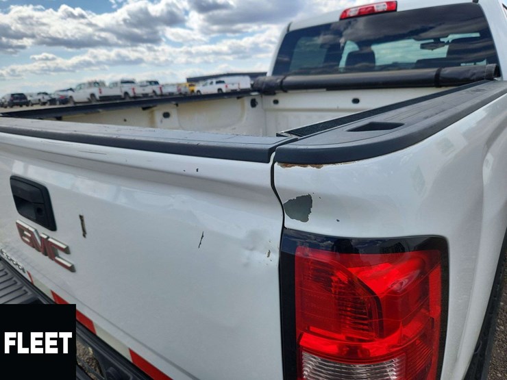 2014-gmc-sierra-1500-image-37